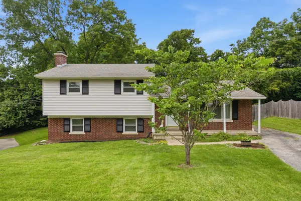 3343 Sutherland Drive, Lexington, KY 40517