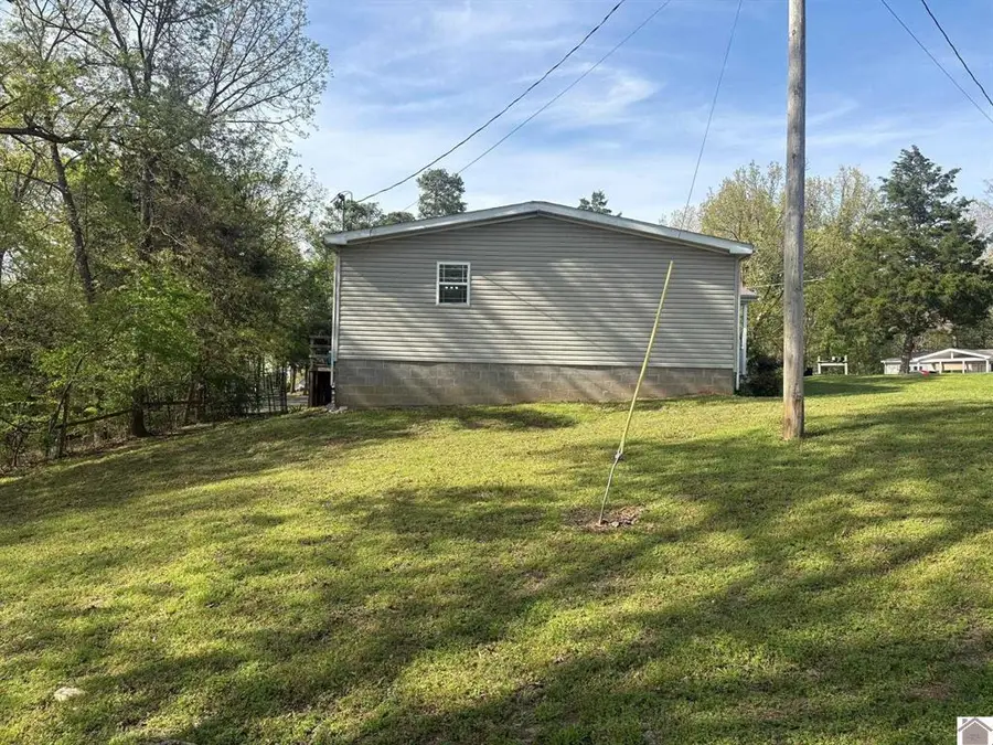 243 Washburn Road, Benton, KY 42025 - #2
