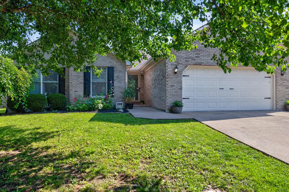913 Pinoak Drive, Nicholasville, KY 40356 - #1