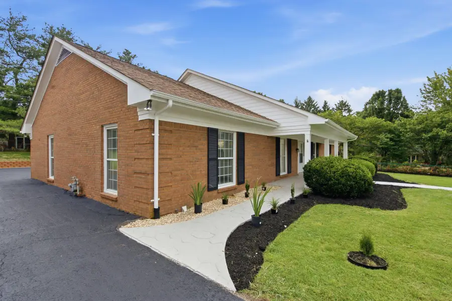 533 Country Lane, Danville, KY 40422 - #3