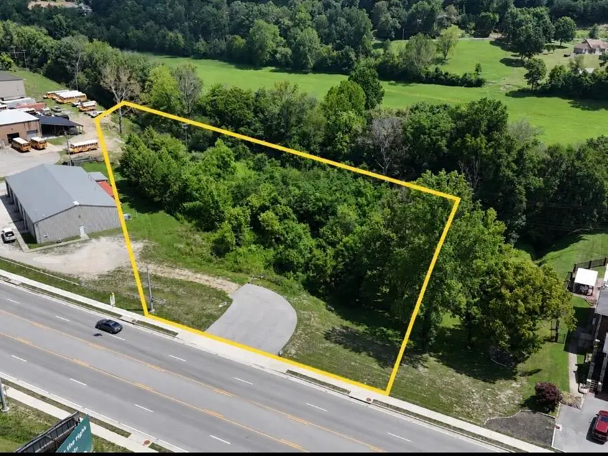 2251 S Highway 421, Manchester, KY 40962 - #1