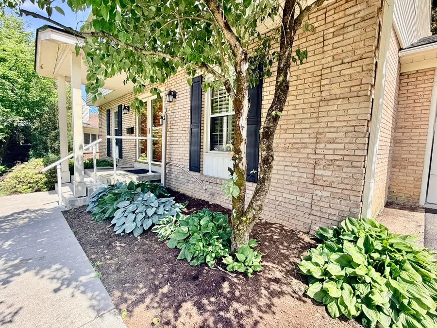 826 Glendover Cove, Lexington, KY 40502 - #3