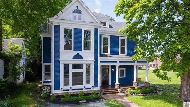 321 N 8th Street, Paducah, KY 42001 - #1