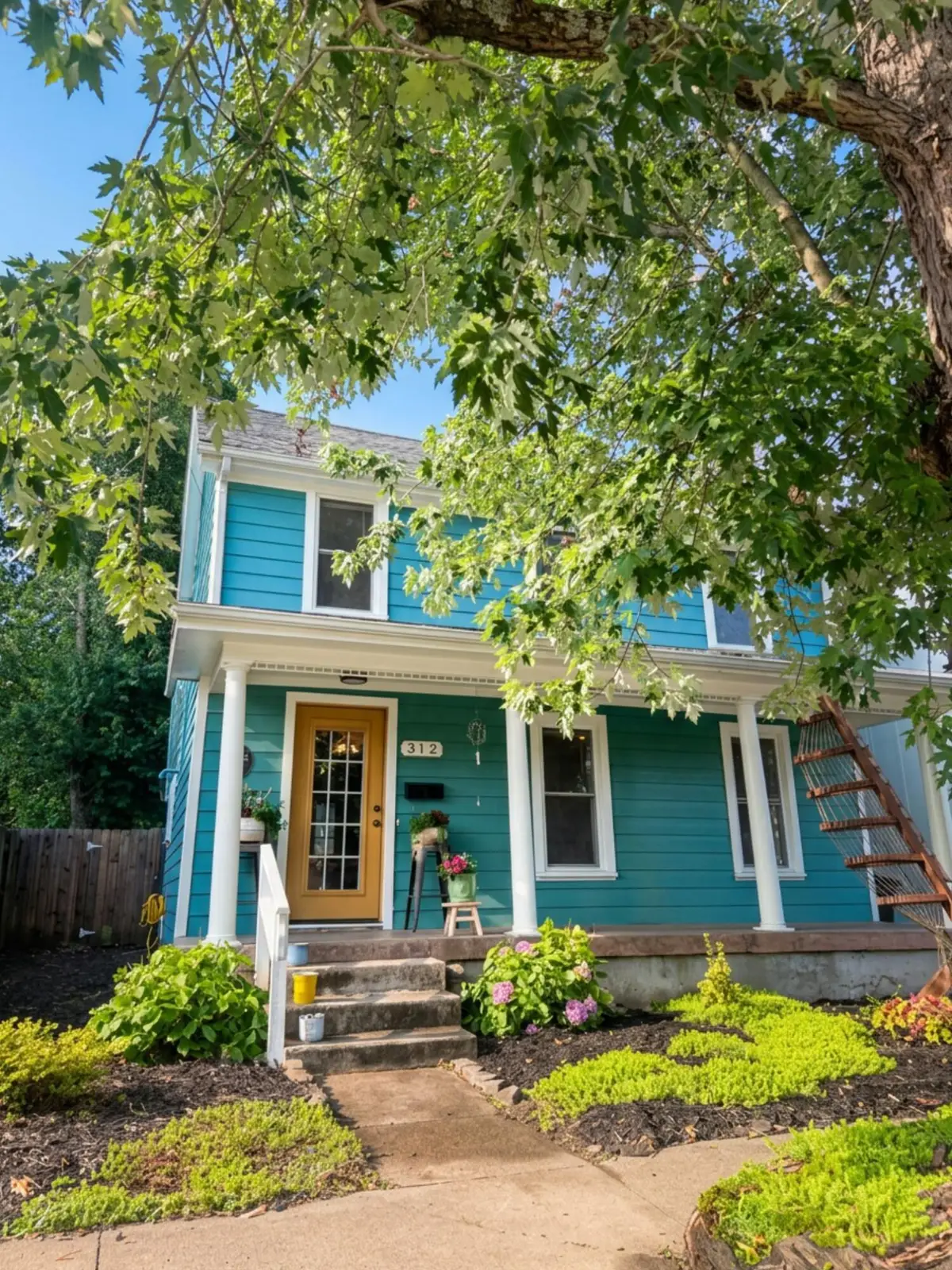 312 E 4th Street, Frankfort, KY 40601 - #1