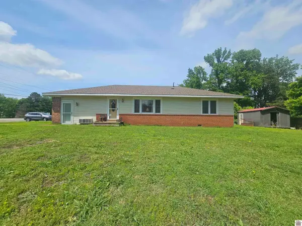 104 Cherry Laurel Lane, Hickman, KY 42050