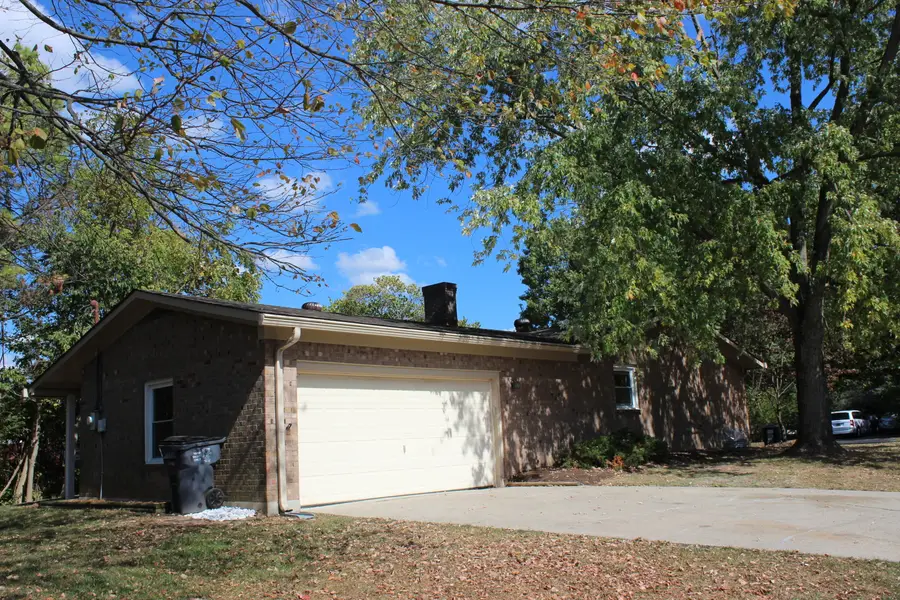 3193 Carriage Lane, Lexington, KY 40517 - #2
