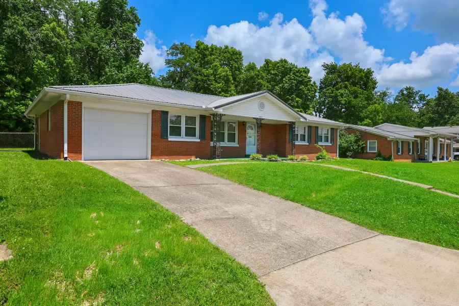 489 Lynn Drive, Harrodsburg, KY 40330 - #2