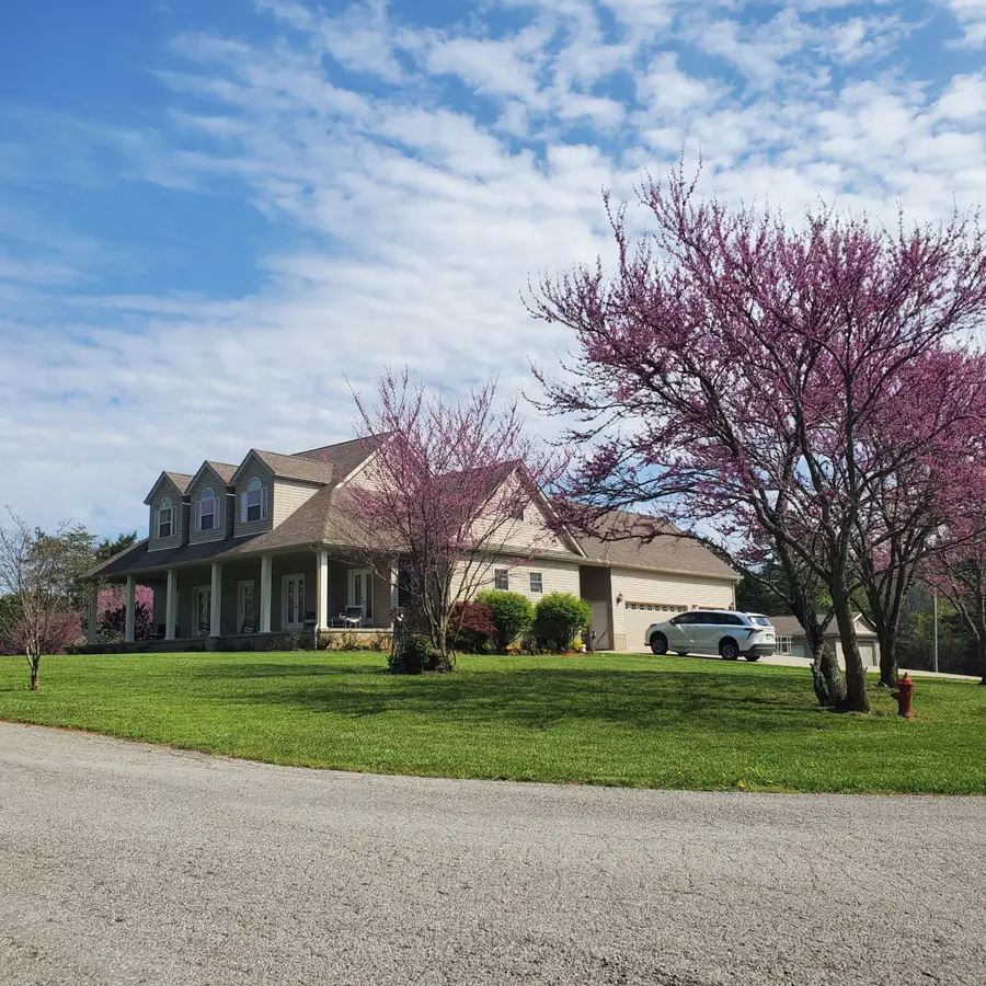 291 Forest Ridge Circle, Bronston, KY 42518 - #2