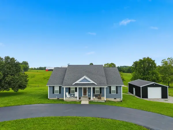 447 Oakland Lane, Harrodsburg, KY 40330