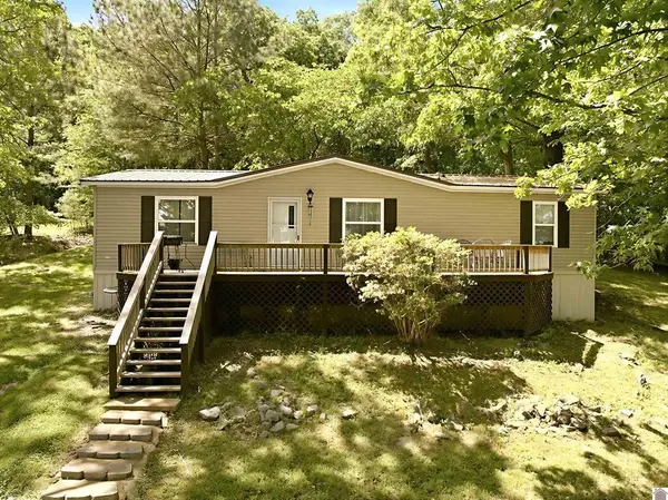 82 Daniel Lane, New Concord, KY 42076
