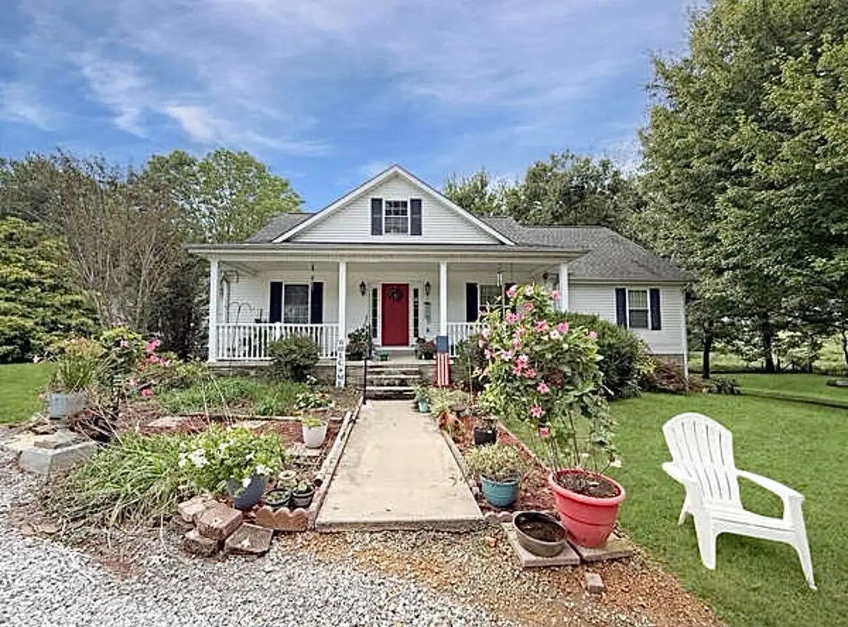 575 N Sutton Lane, Mayfield, KY 42066 - #1