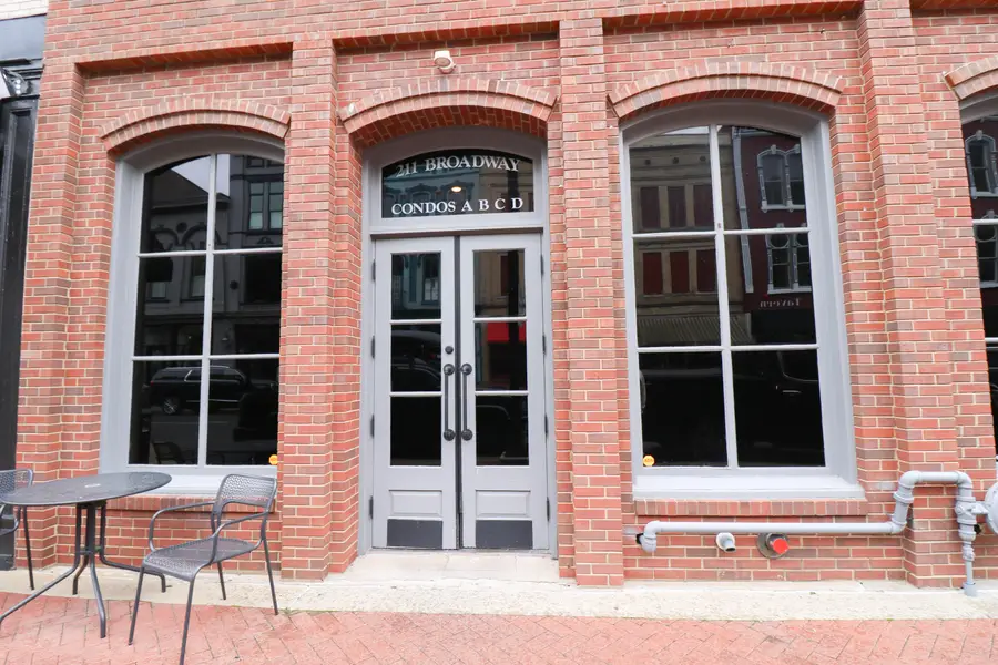 211 Broadway Street #A, Paducah, KY 42001 - #3