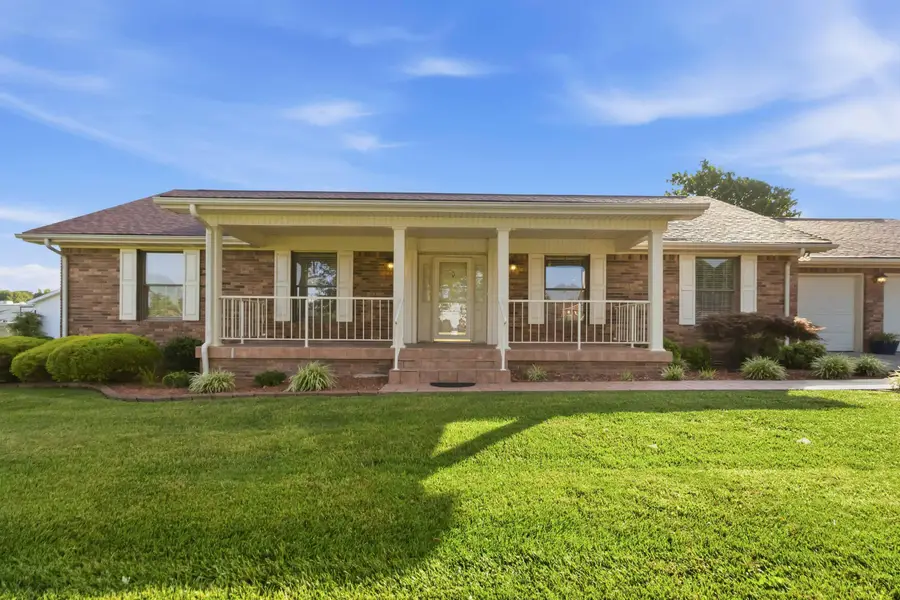 43 Farmington Avenue, Monticello, KY 42633 - #3
