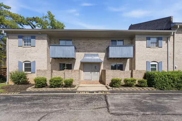 1092 Armstrong Mill Road #B, Lexington, KY 40517