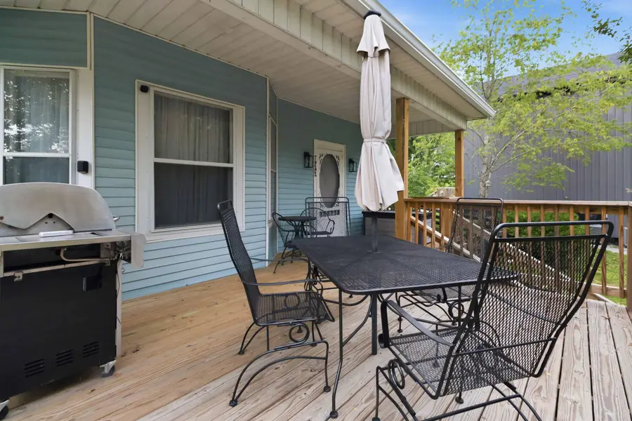 138 W French Avenue, Burnside, KY 42519 - #3