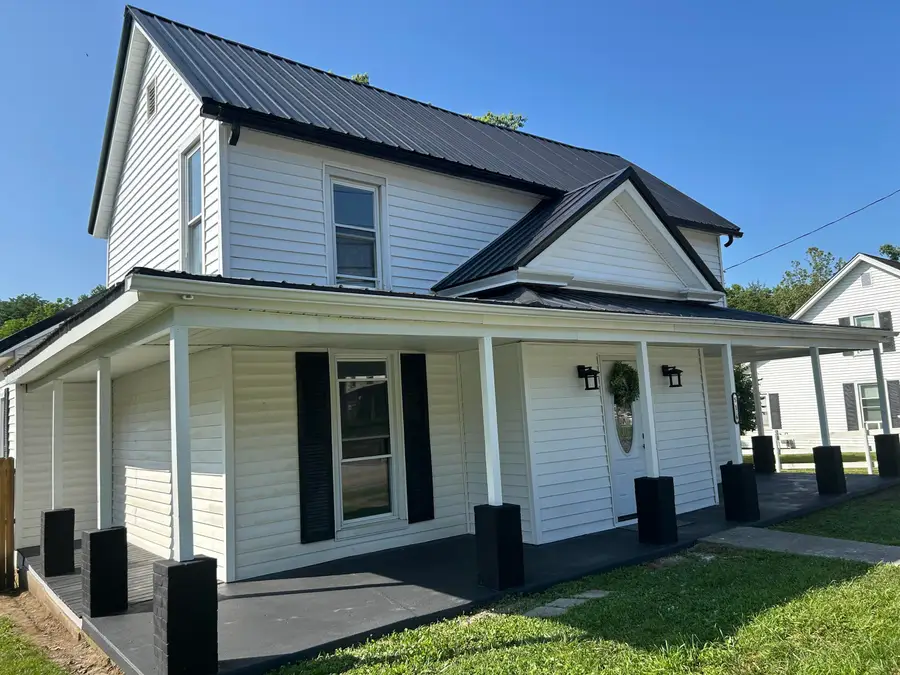 516 E Main Street, Carlisle, KY 40311 - #3
