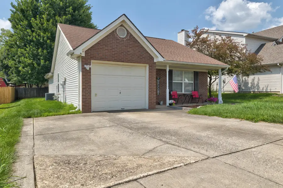 124 W Chopin Way, Georgetown, KY 40324 - #2