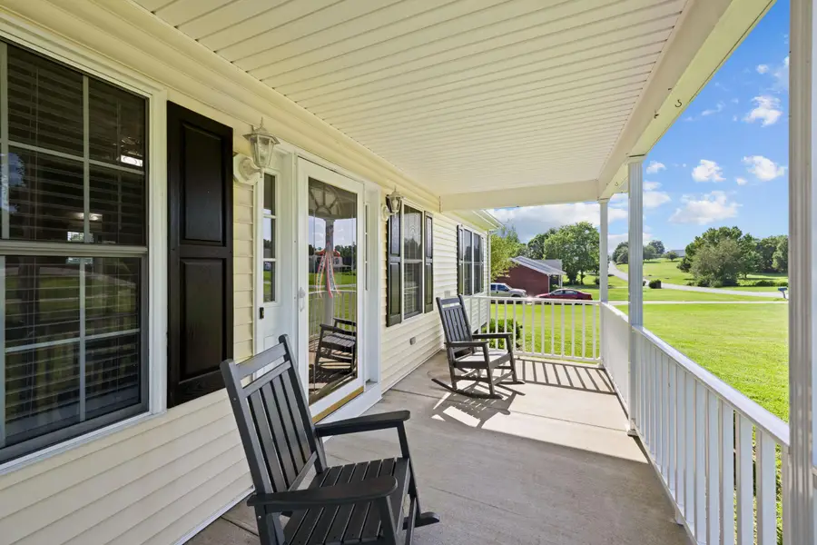 143 Rolling Meadows Drive, Lancaster, KY 40444 - #2