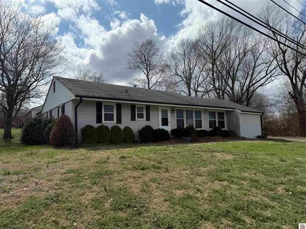 658 E 5th Avenue, Calvert City, KY 42029