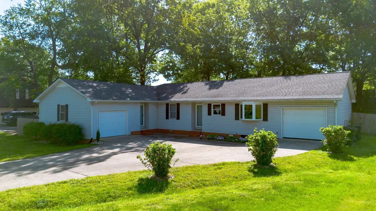 3942 Halehaven Drive, Paducah, KY 42001 - #1