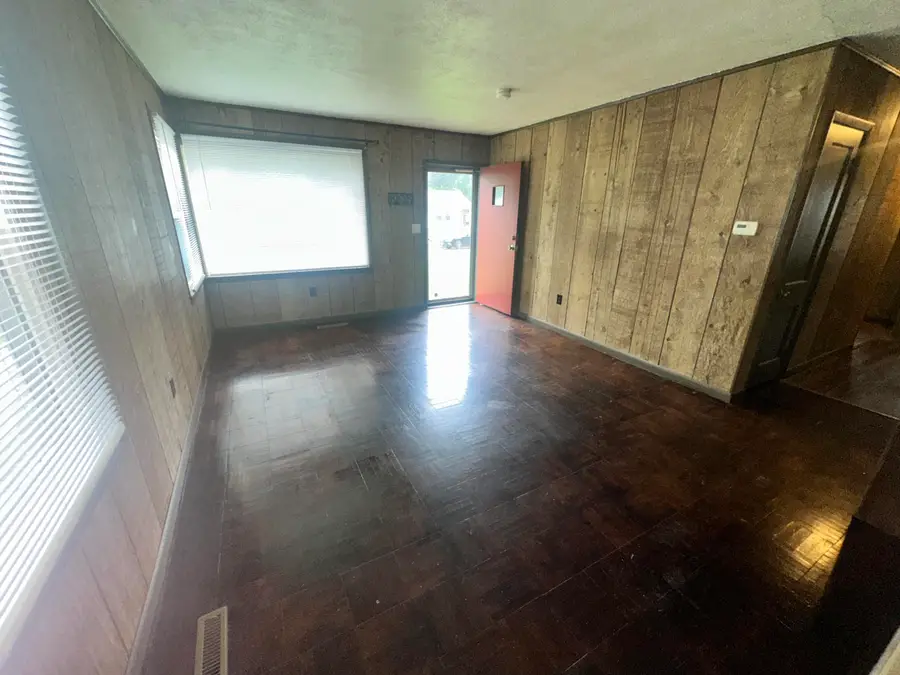 935 Lorine Lane, Paducah, KY 42001 - #3