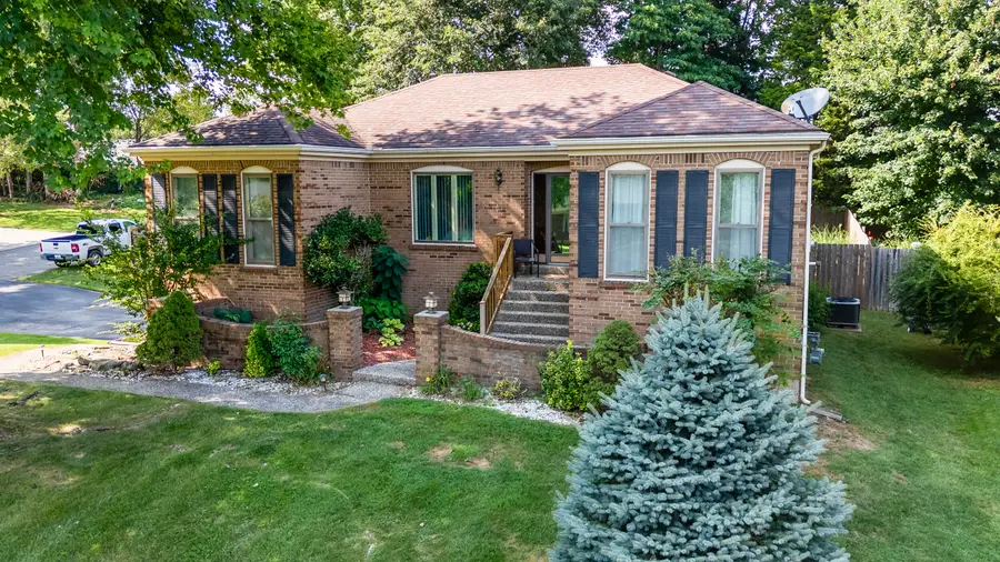 7401 Rambo Way, Louisville, KY 40228 - #2