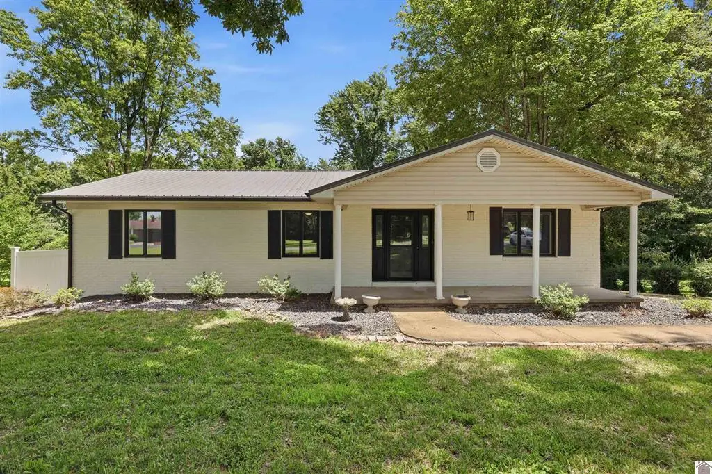 145 Treeland Drive, Mayfield, KY 42066 - #1