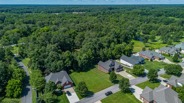 255 Forest Ridge Cove, Paducah, KY 42003
