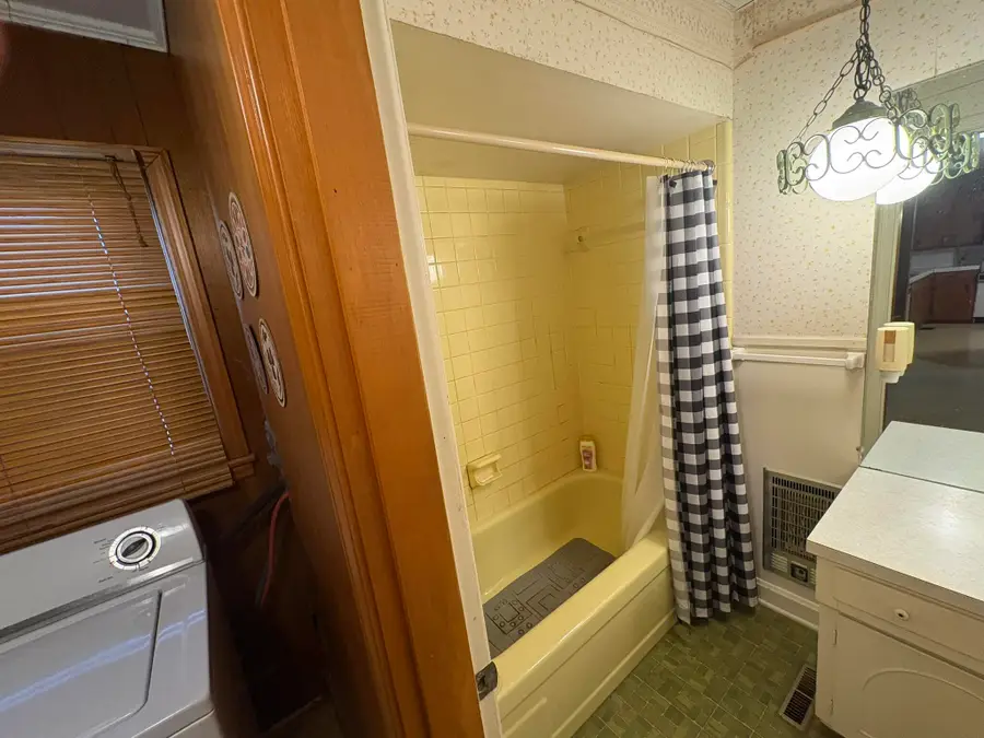 603 Central Avenue, Mayfield, KY 42066 - #2