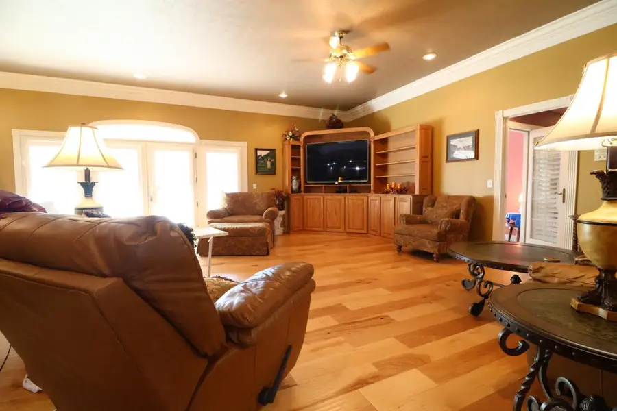 2933 Trace Creek Church Rd Road, Mayfield, KY 42066 - #2