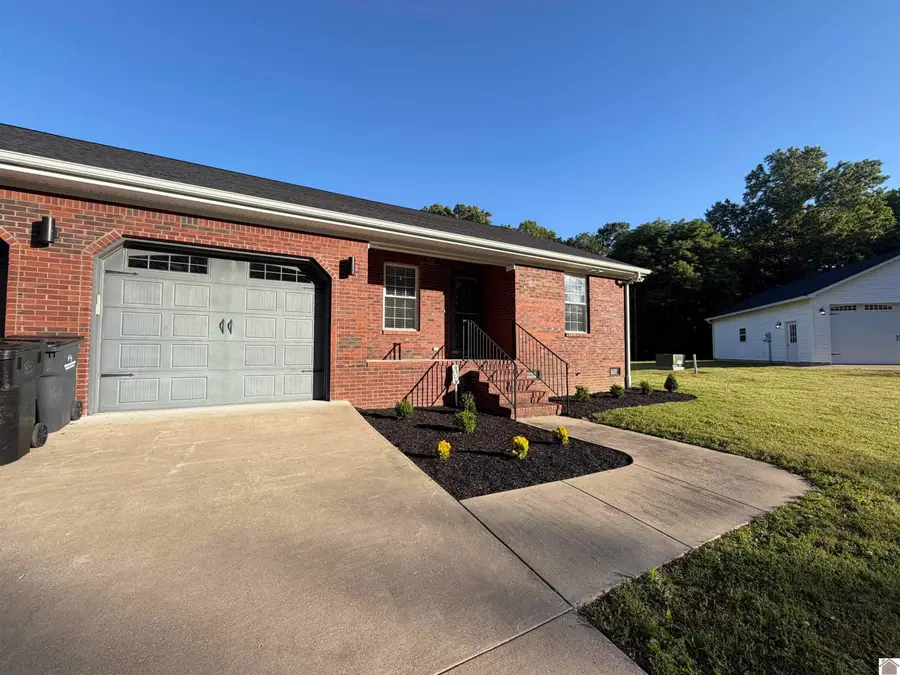 875 Mayfield Metropolis Road, Paducah, KY 42001 - #3
