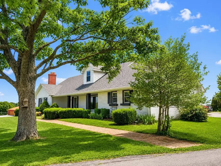 1821 Elkhorn Road, Campbellsville, KY 42718 - #2