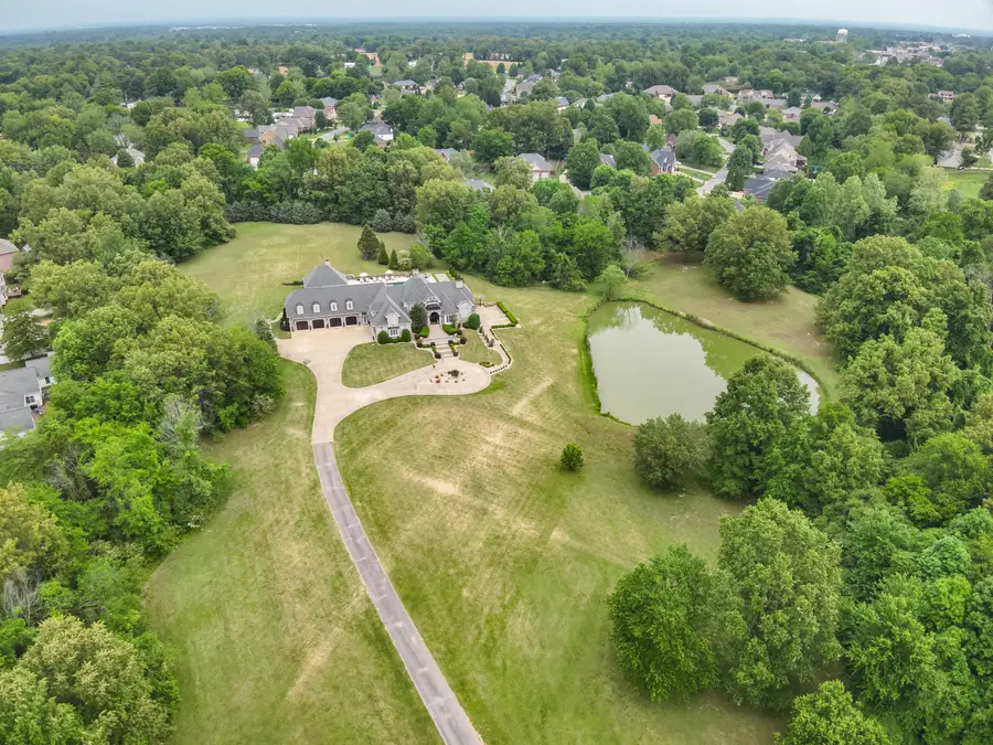 4001 Clinton Road, Paducah, KY 42001 - #2