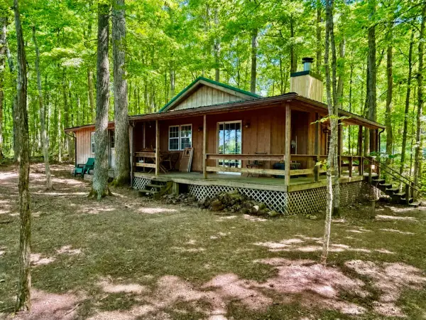 302 Lakeview Avenue, Burnside, KY 42519