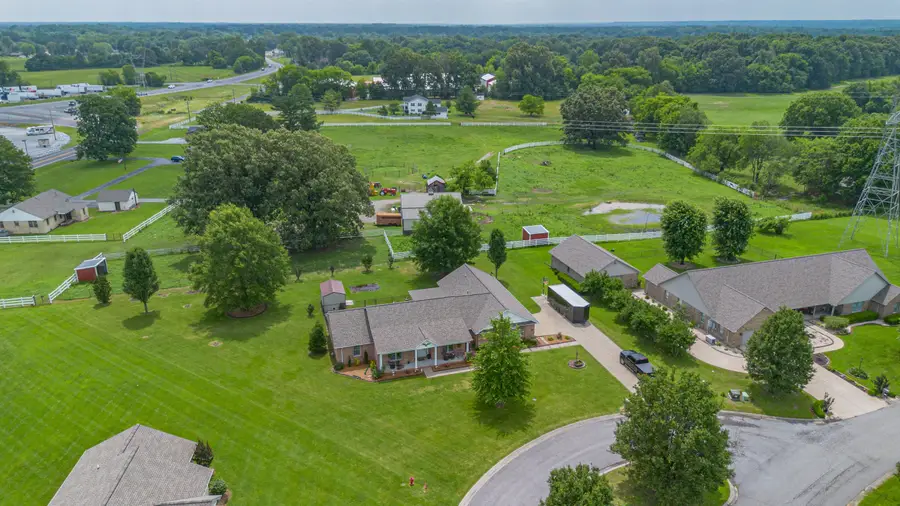 211 Larkspur Lane, Paducah, KY 42003 - #3
