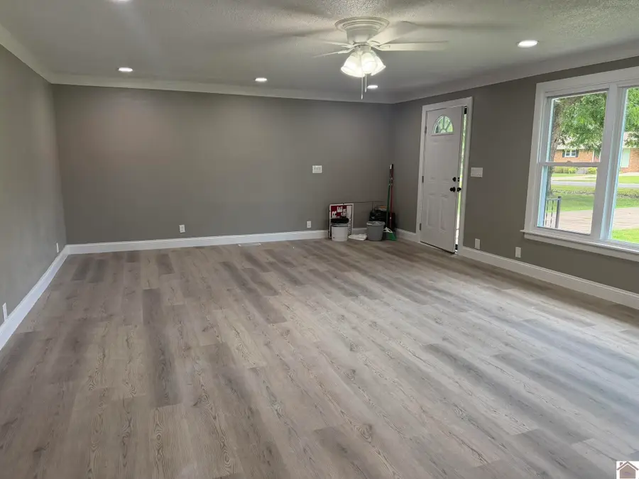 651 Olive Street, La Center, KY 42056 - #3