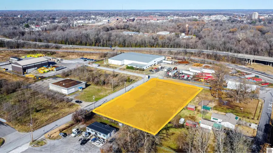 1400 Bloom Avenue, Paducah, KY 42001 - #3