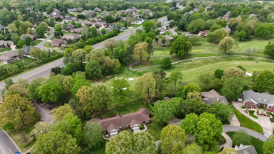 1517 Gleneagles Drive, Paducah, KY 42001 - #2