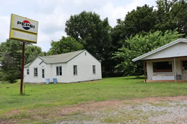 8206 E Kentucky 94, Farmington, KY 42040