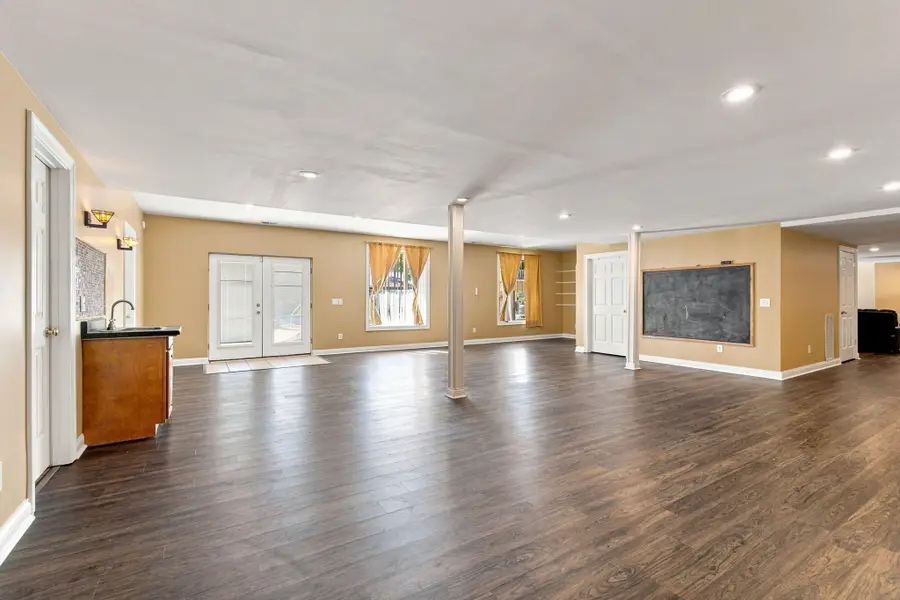 106 Stirling Lane, Versailles, KY 40383 - #3