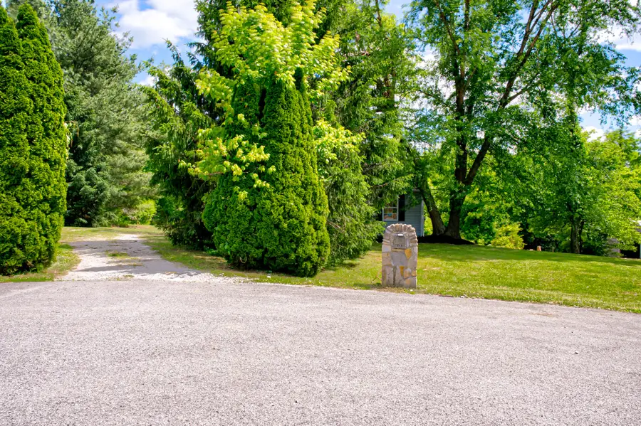 138 Kimberly Court, Taylorsville, KY 40071 - #3