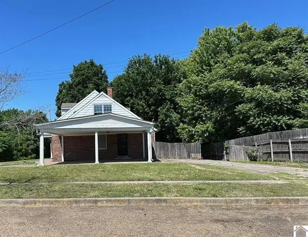 718 Moscow Avenue, Hickman, KY 42050 - #2