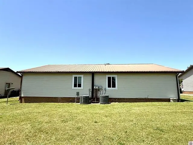 1302 Valleywood Drive, Murray, KY 42071 - #3