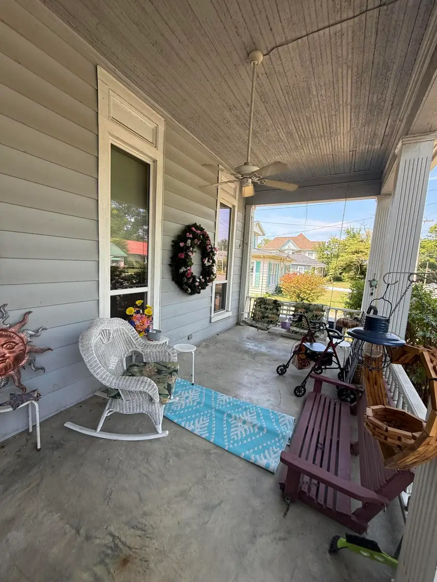527 S 7th Street, Mayfield, KY 42066 - #3
