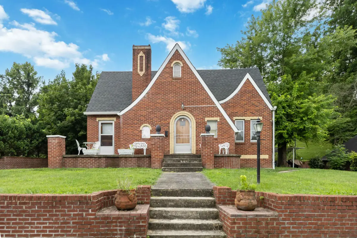 111 House Avenue, Manchester, KY 40962 - #1