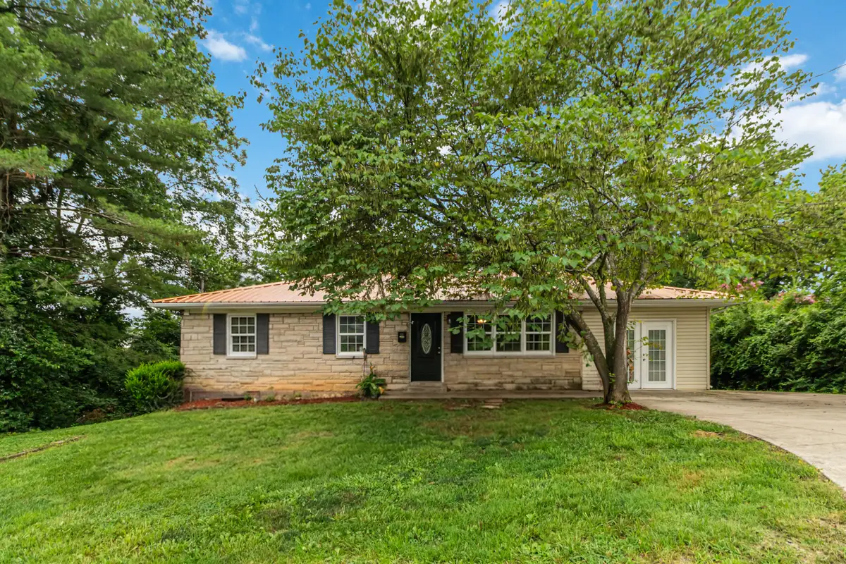 313 Maple Street, Columbia, KY 42728 - #1