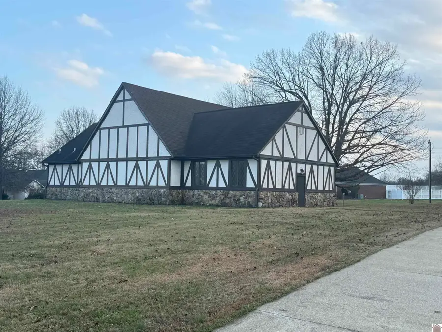 1326 Wilson Drive, Mayfield, KY 42066 - #3