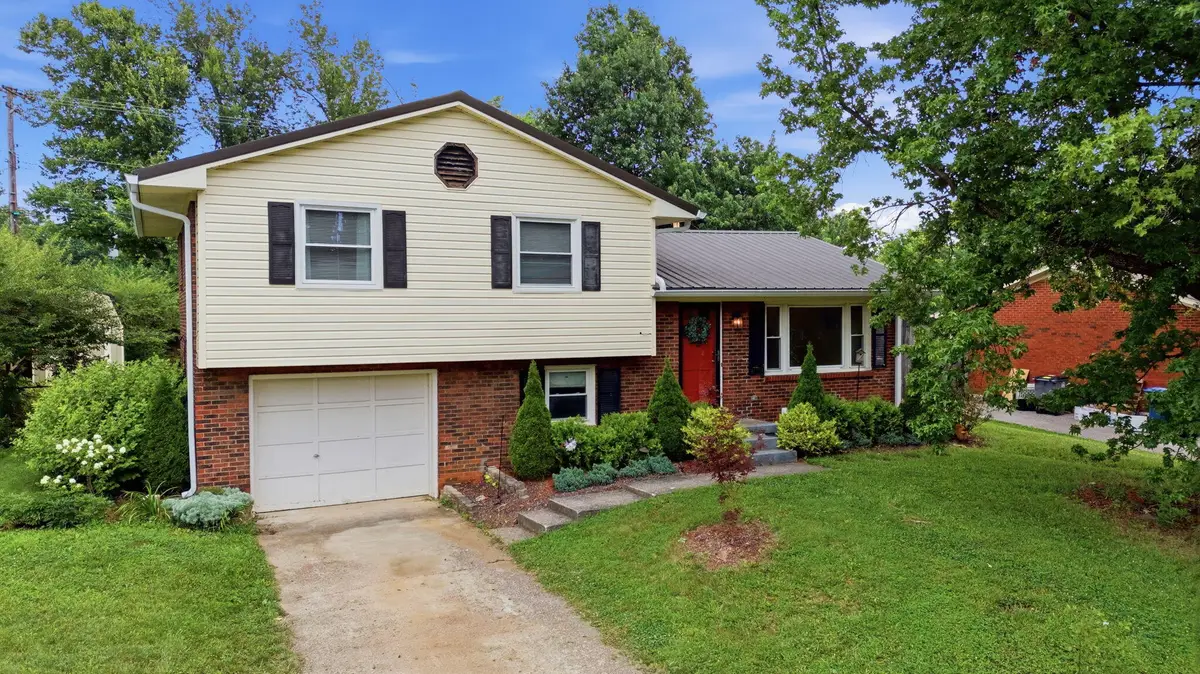 1725 Benwood Drive, Lexington, KY 40505 - #1