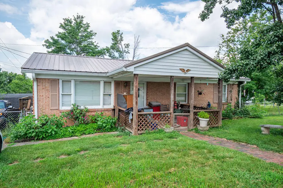 325 Foxwood Drive, Nicholasville, KY 40356 - #2