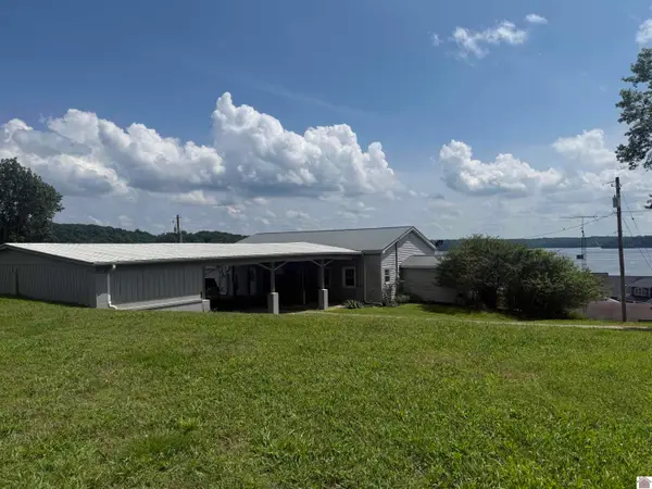 42 Meadowlark Lane, Eddyville, KY 42038